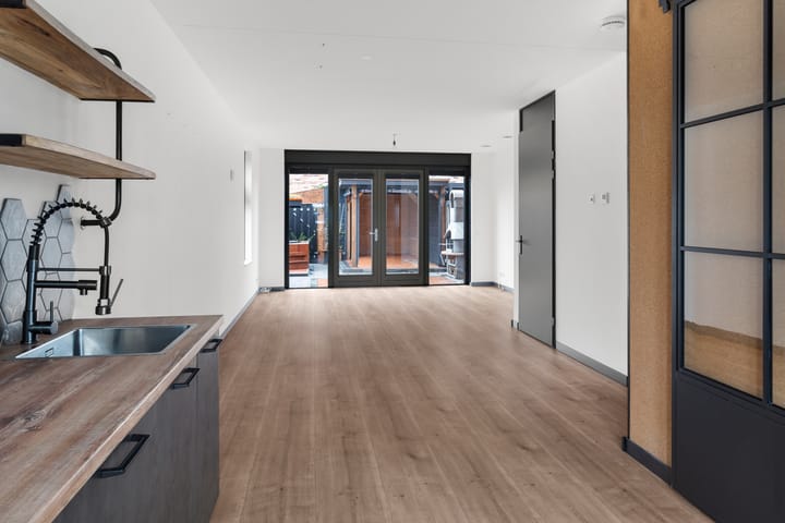 Foto 10 van Zonnebaars 31