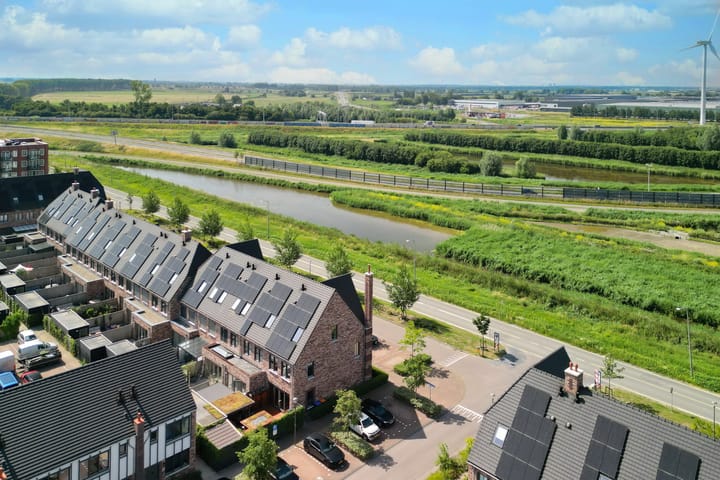 Foto 34 van Zonnebaars 31