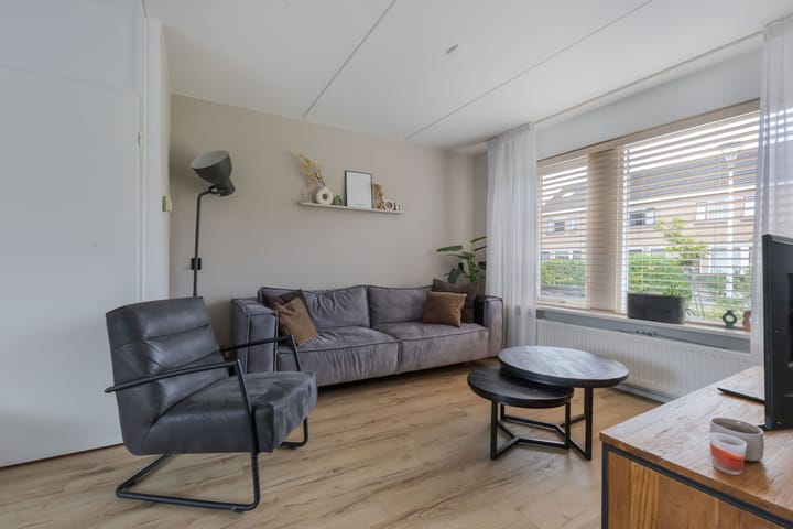 Photo 5 of Ir. C.A. Kloosterhuisstraat 5