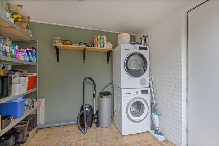 Photo 12 of Ir. C.A. Kloosterhuisstraat 5