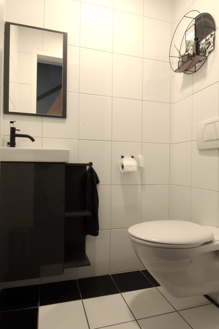 Photo 5 of Aardaker 43