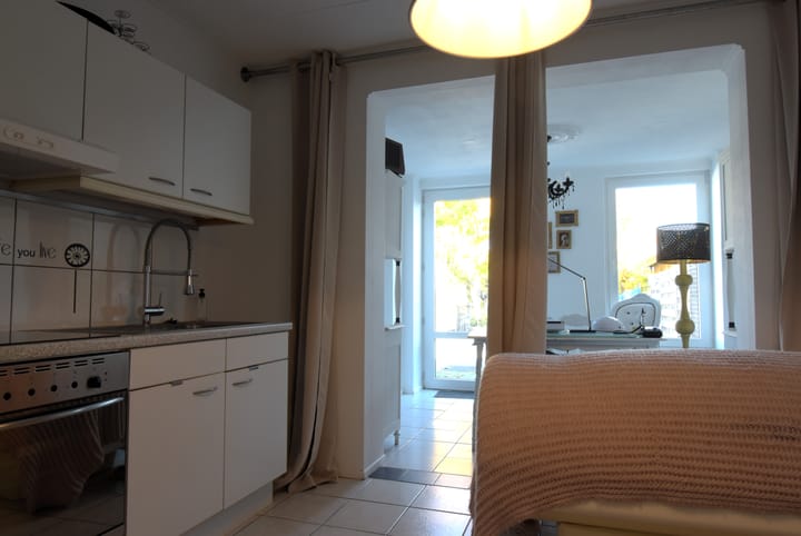 Photo 17 of Aardaker 43