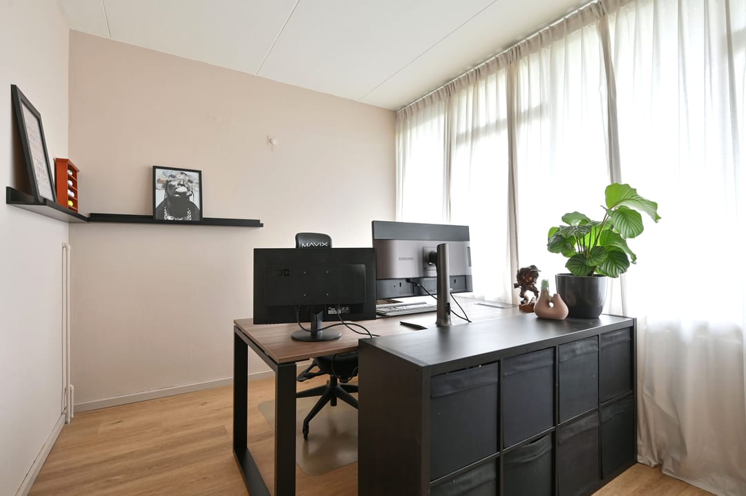 Foto 17 van Nobel 80