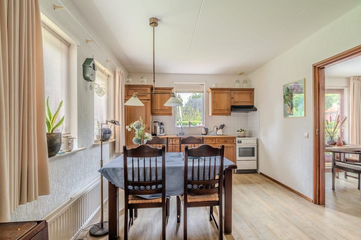 Foto 47 van Damsterweg 13-A