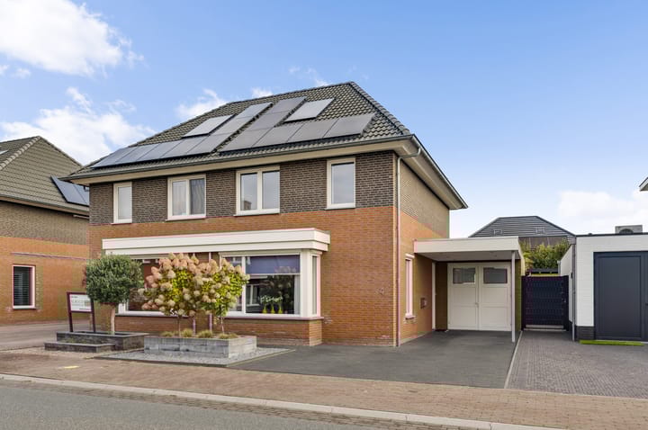 Foto 1 van Clausstraat 4