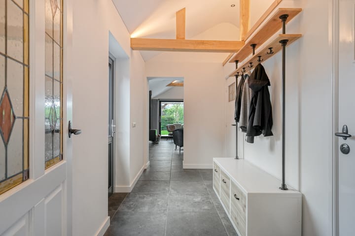 Photo 12 of Hoofdstraat 70