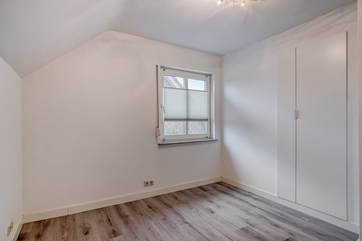 Photo 21 of Hoofdstraat 70