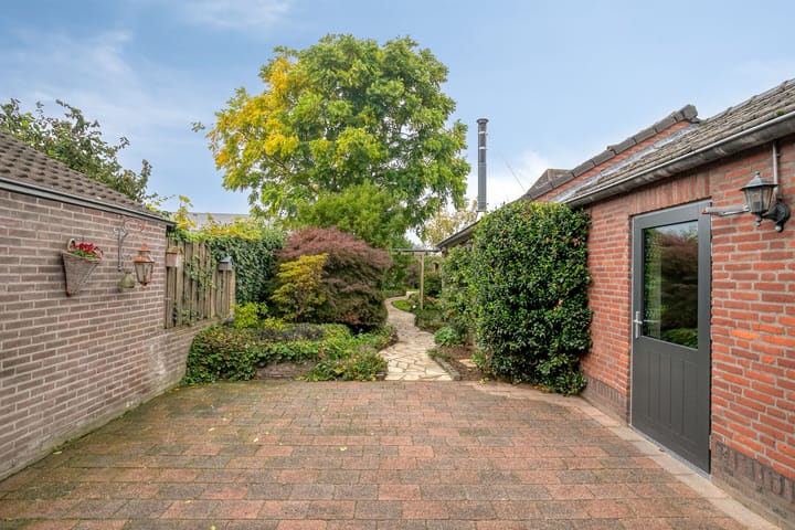 Photo 26 of Hoofdstraat 70