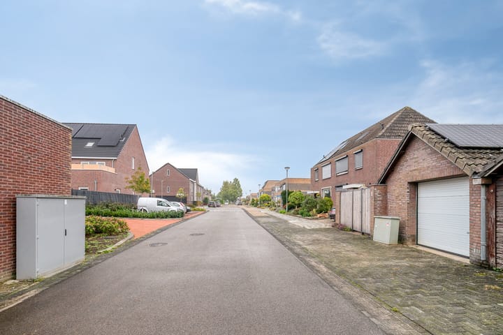 Photo 37 of Hoofdstraat 70