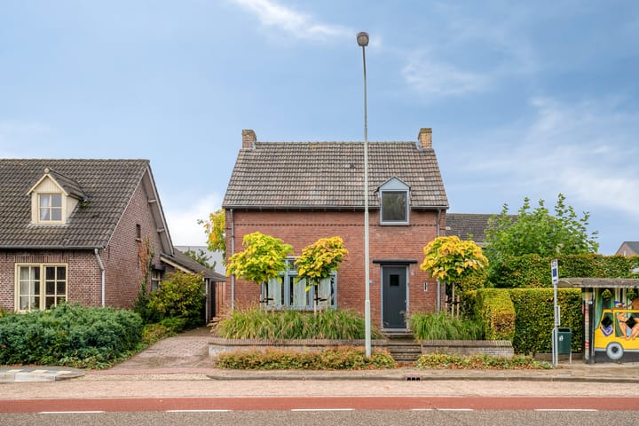 Photo 38 of Hoofdstraat 70