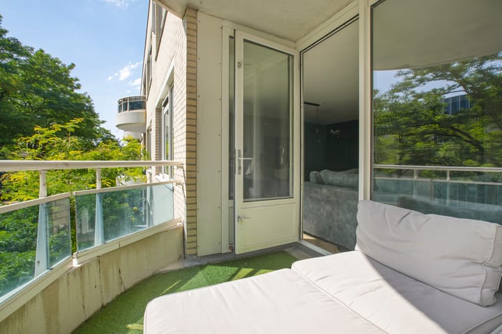 Photo 25 of Krooswijkhof 9