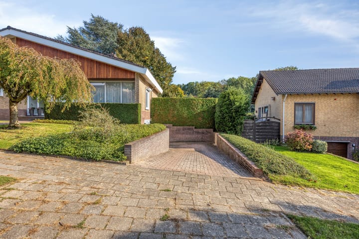 Photo 41 of Kasteelstraat 64