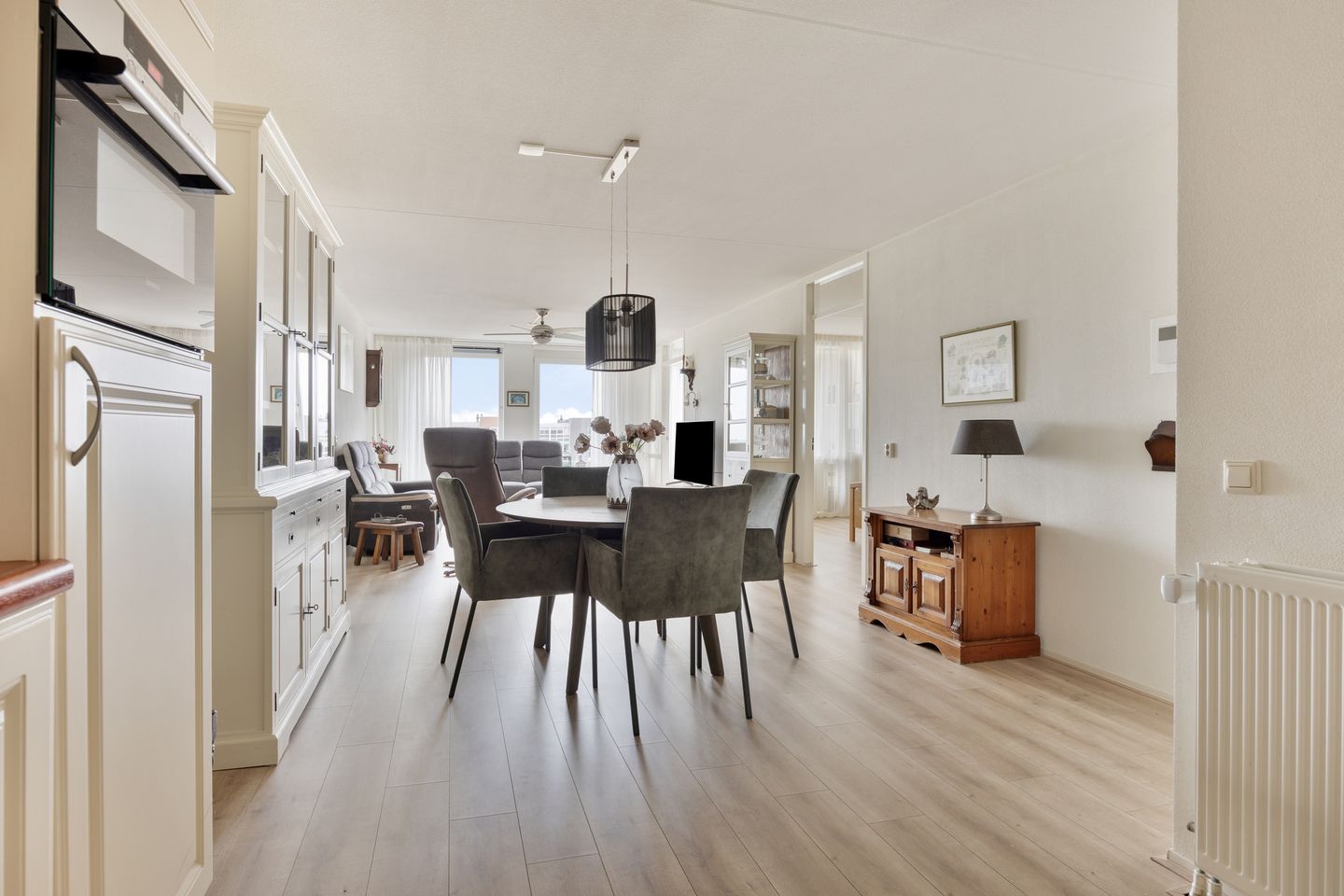 Foto 20 van Middeldijkerplein 118