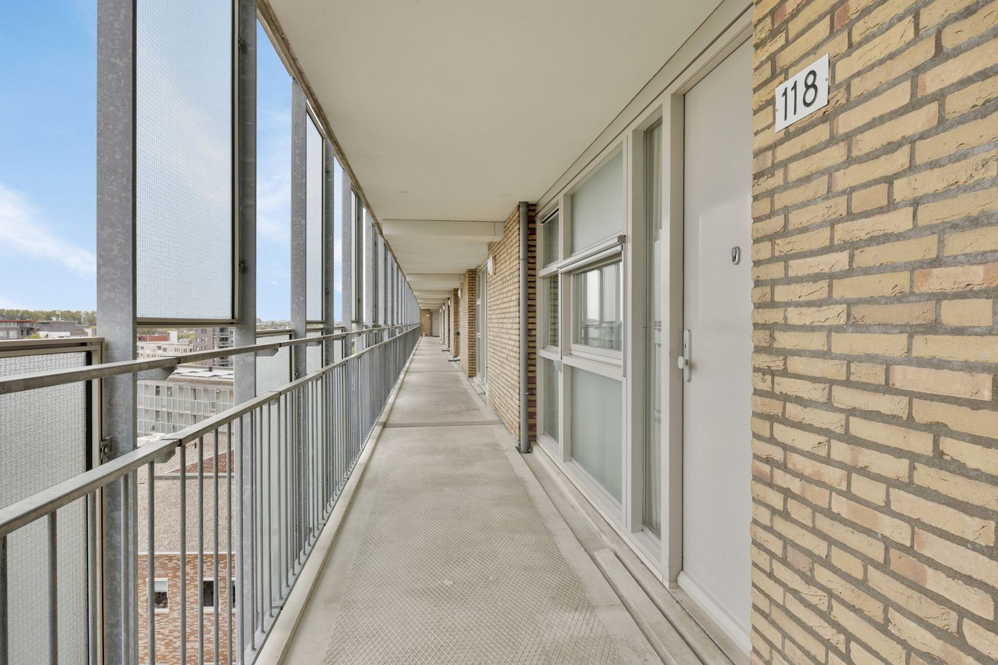 Foto 5 van Middeldijkerplein 118