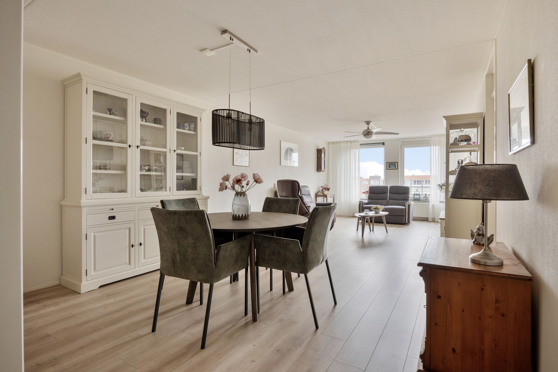 Foto 9 van Middeldijkerplein 118