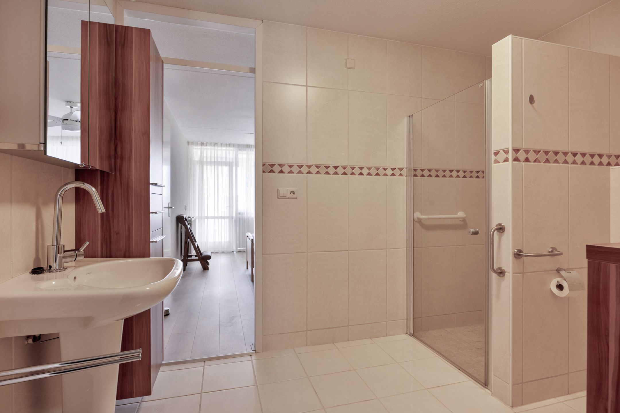 Foto 27 van Middeldijkerplein 118