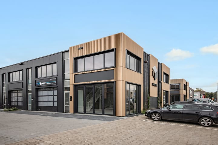 Jarmuiden 27-T, Amsterdam