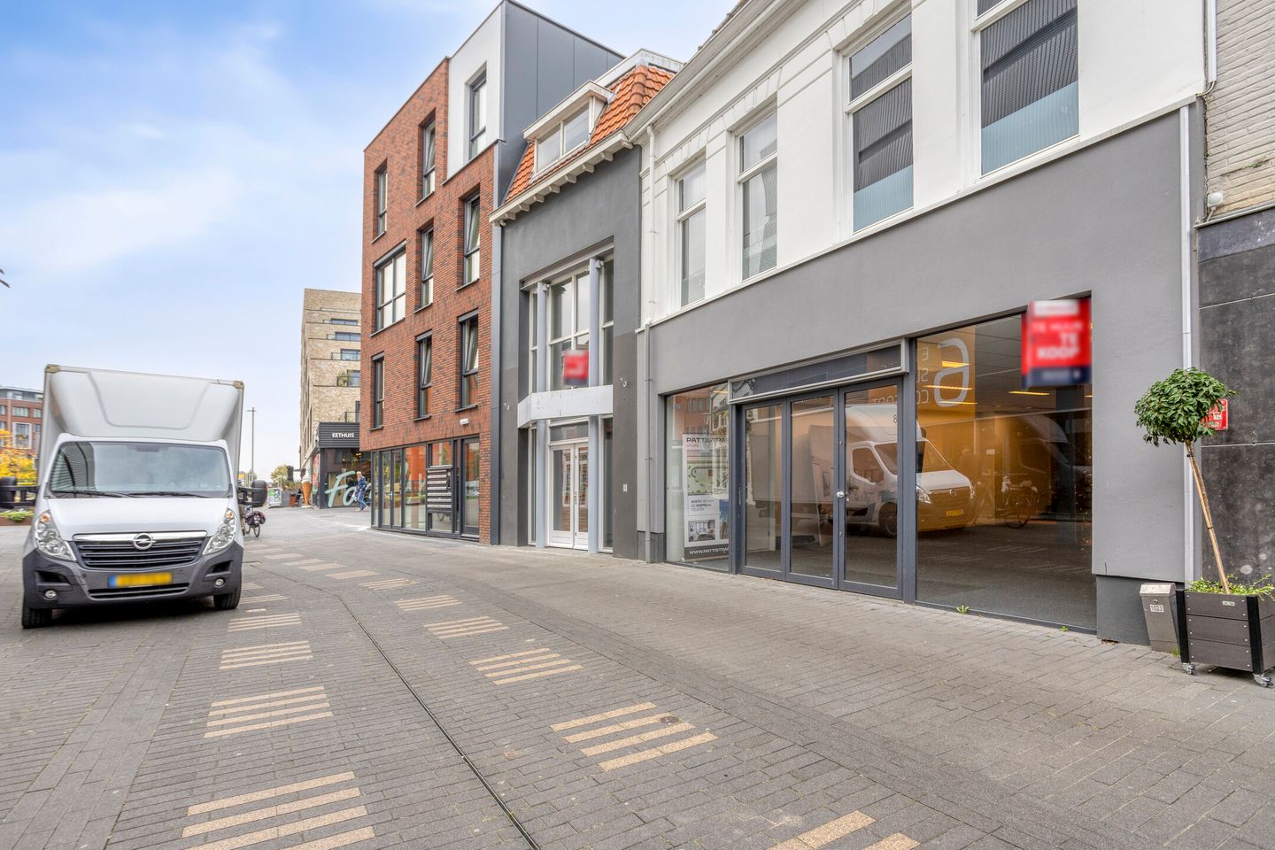 View photo 1 of Noordstraat 8