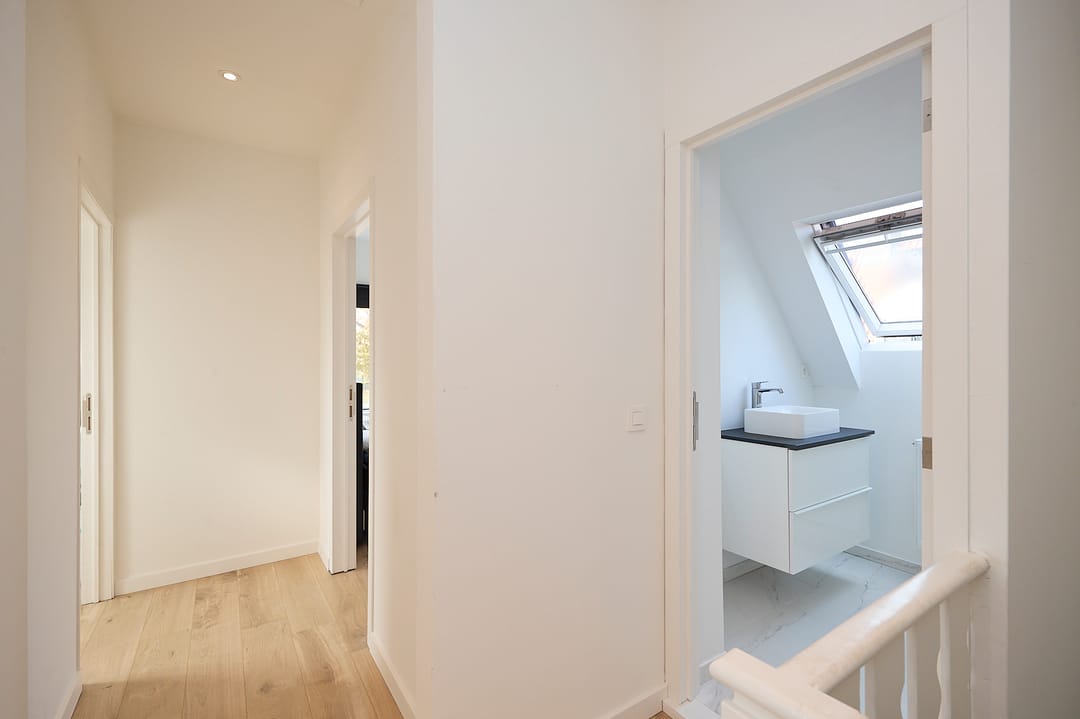Photo 11 of Bestevaerstraat 2