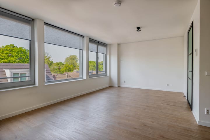 Photo 3 of Kromhout 122-B