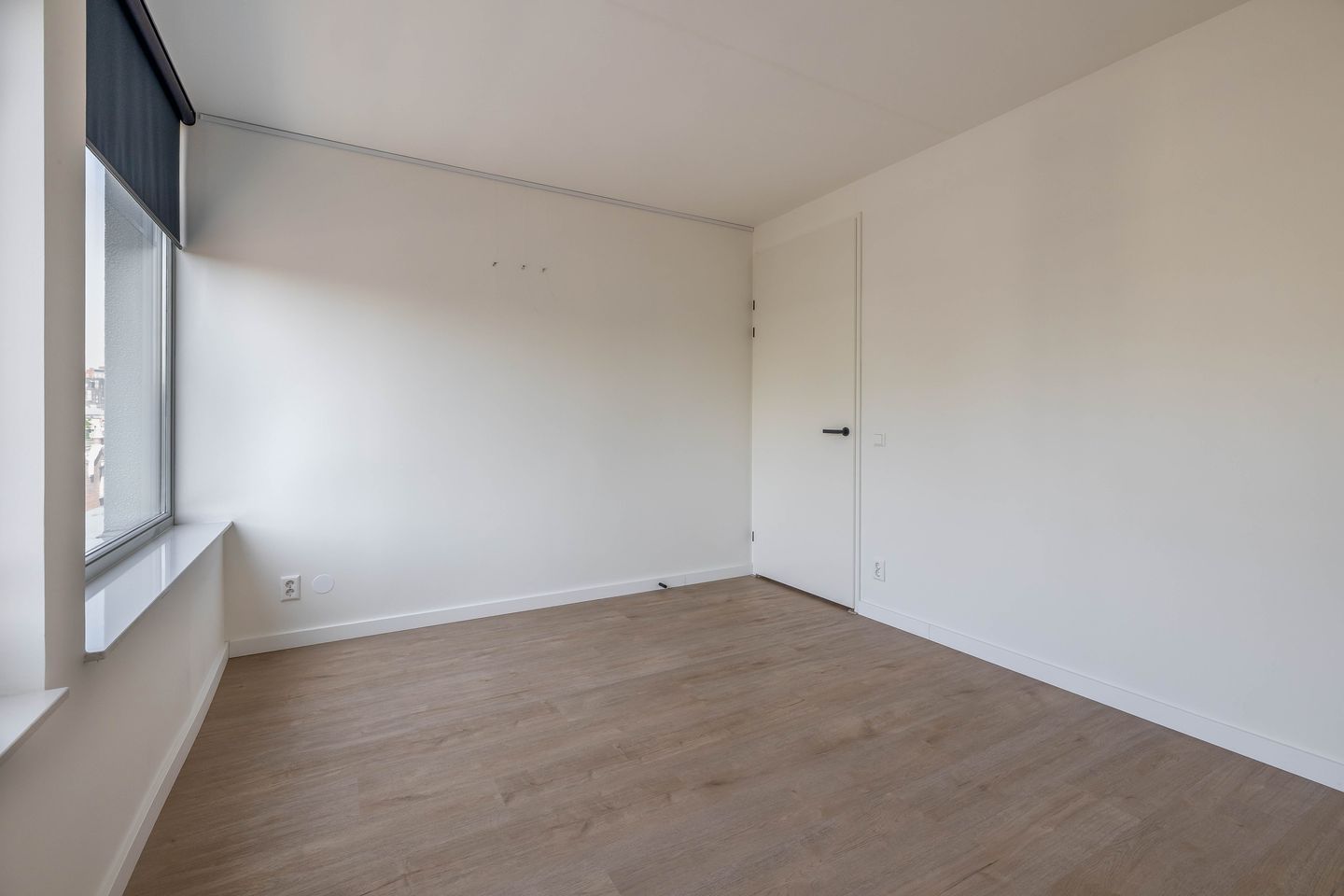 Photo 14 of Kromhout 122-B