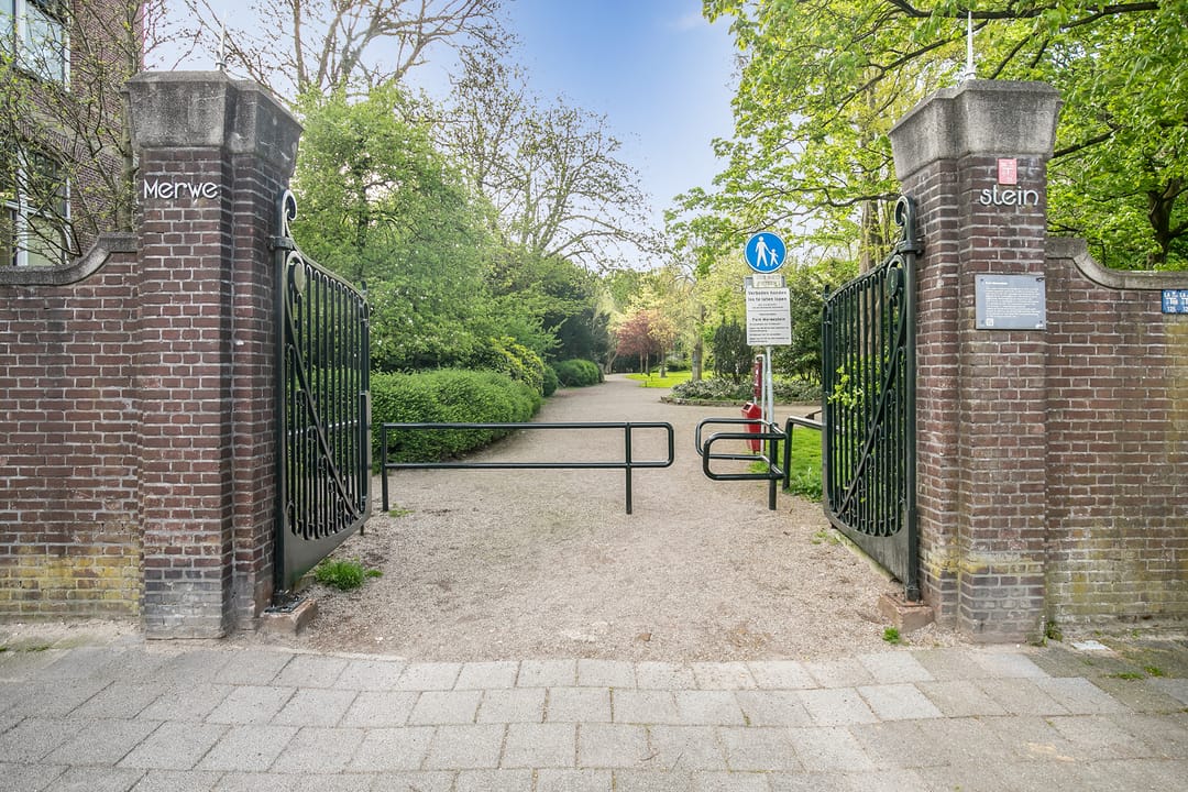 Photo 23 of Kromhout 122-B