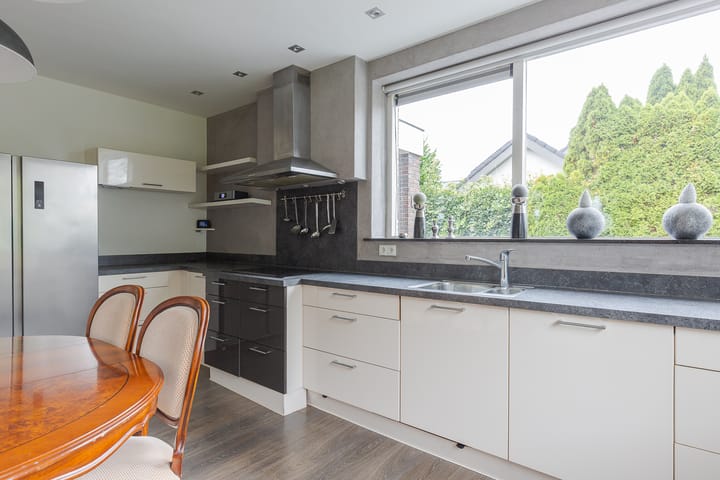 Photo 18 of Steenwijkerweg 50