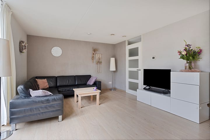 Photo 4 of Erve Maatman 11