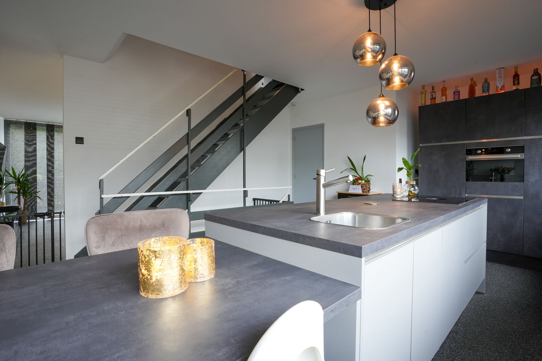 Foto 9 van Navolaan 112