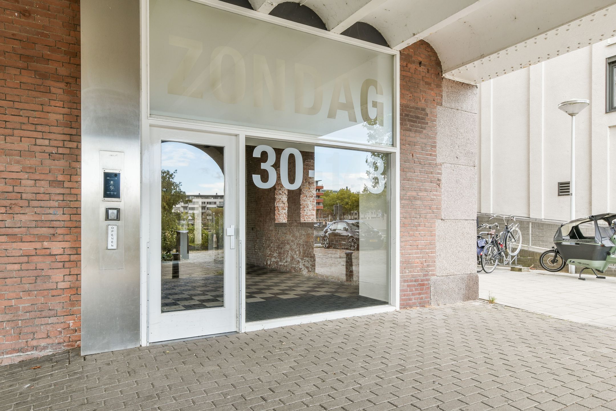 Foto 21 van Zeeburgerkade 44