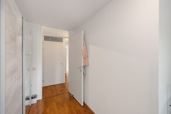 Photo 16 of Renoirstraat 164