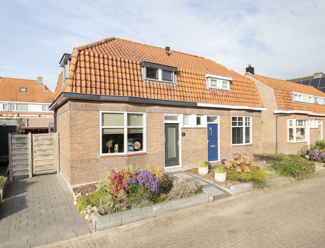 Photo 1 of van der Meulenstraat 11