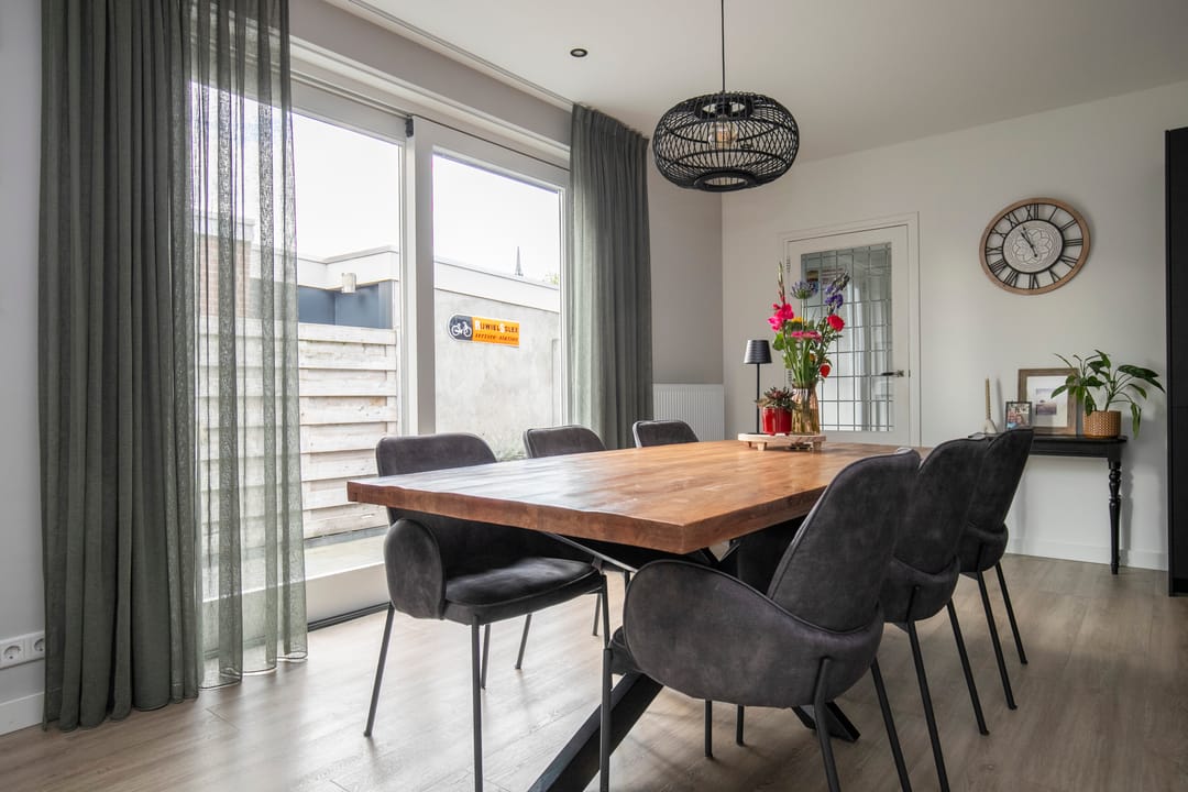 Photo 16 of van der Meulenstraat 11