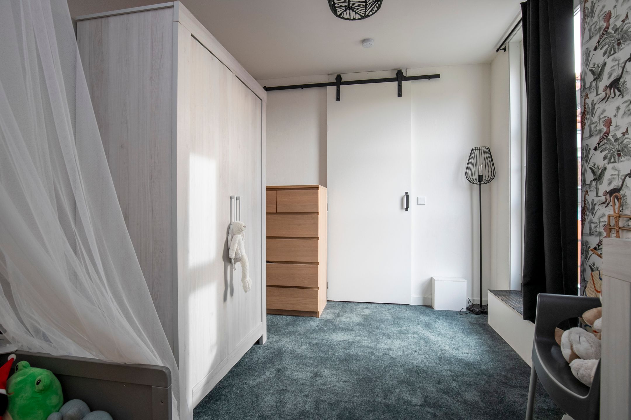 Photo 33 of van der Meulenstraat 11