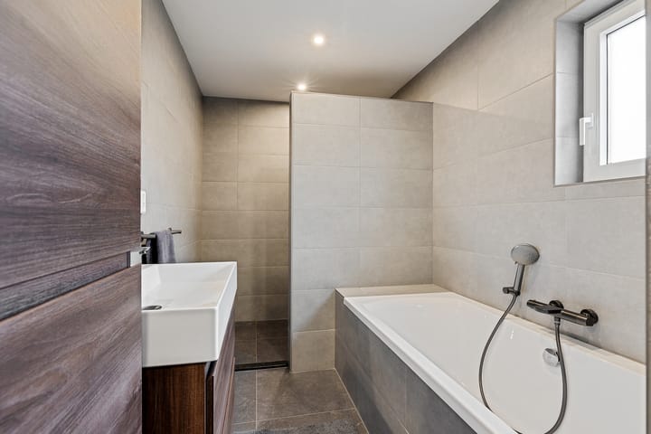 Foto 16 van Middenstraat 96