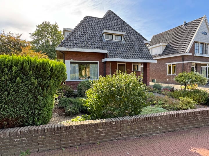 Photo 2 of van Heutszsingel 96