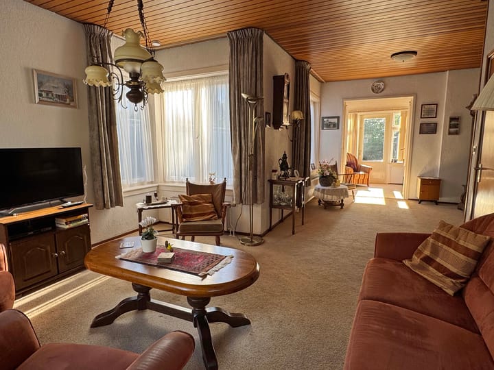 Photo 18 of van Heutszsingel 96