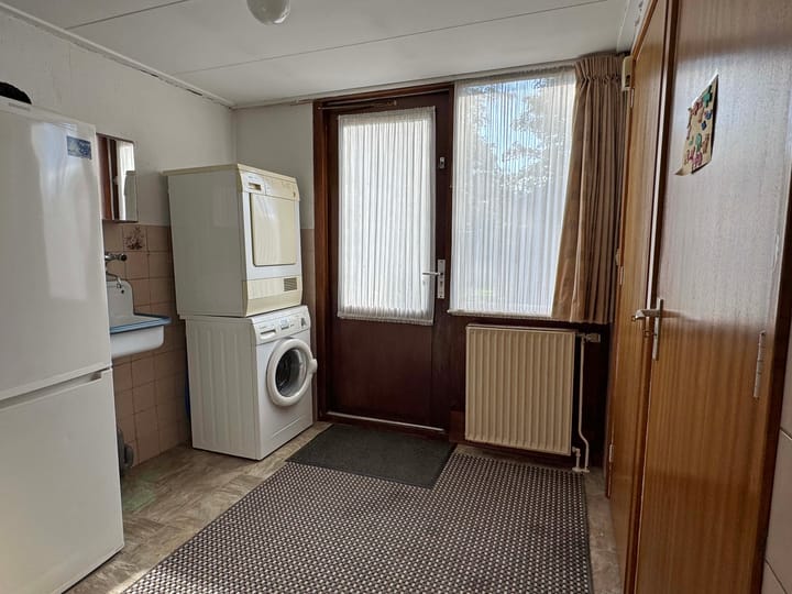 Photo 24 of van Heutszsingel 96