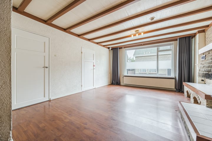 Photo 4 of Meirstraat 11