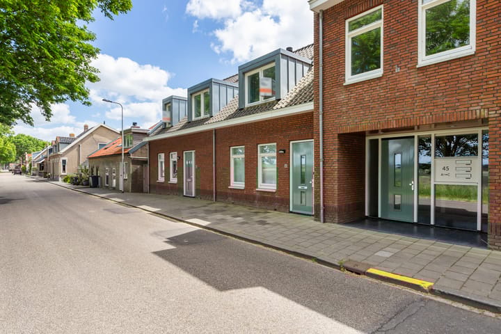 Photo 6 of Dorpsstraat 45-A