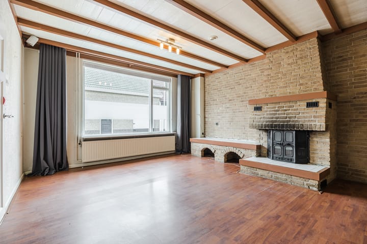 Photo 14 of Meirstraat 11