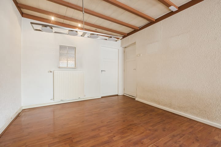 Photo 18 of Meirstraat 11