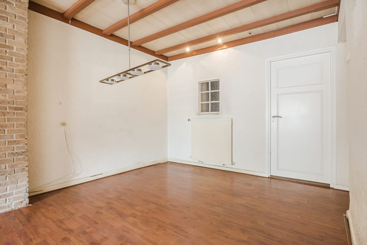 Photo 19 of Meirstraat 11