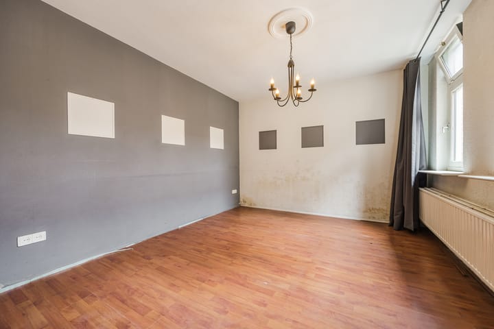 Photo 21 of Meirstraat 11