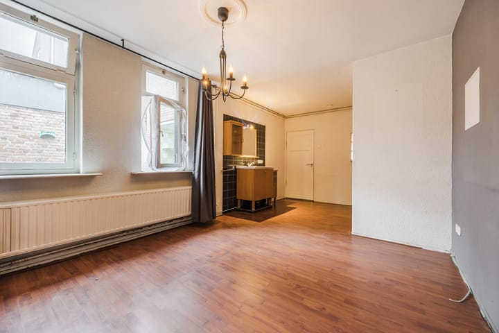 Photo 22 of Meirstraat 11