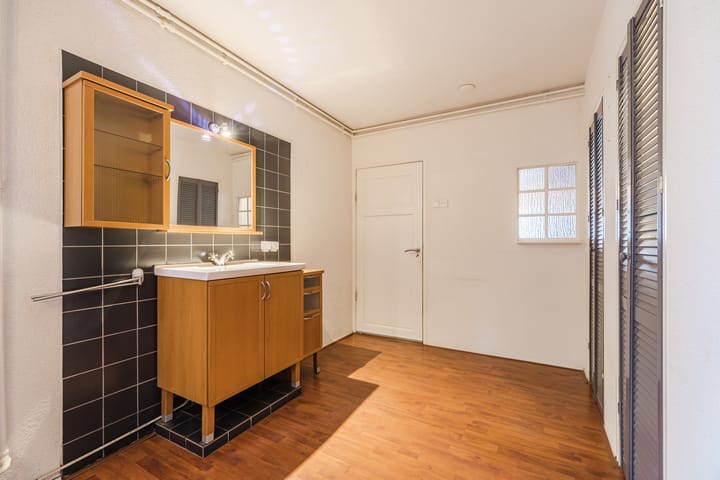 Photo 23 of Meirstraat 11