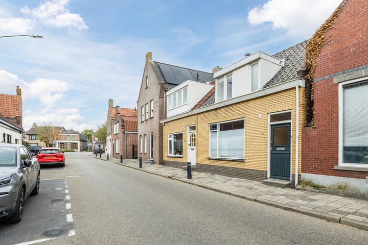 Photo 46 of Meirstraat 11