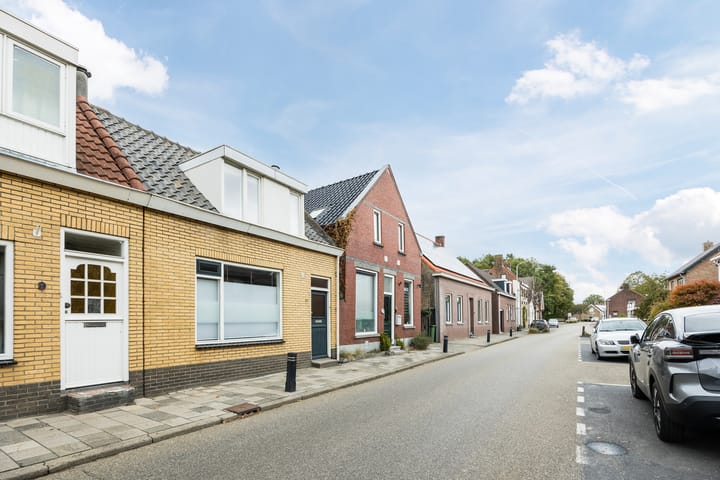 Photo 47 of Meirstraat 11