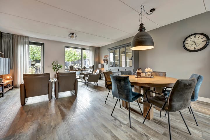 Photo 2 of Binnenhof 3