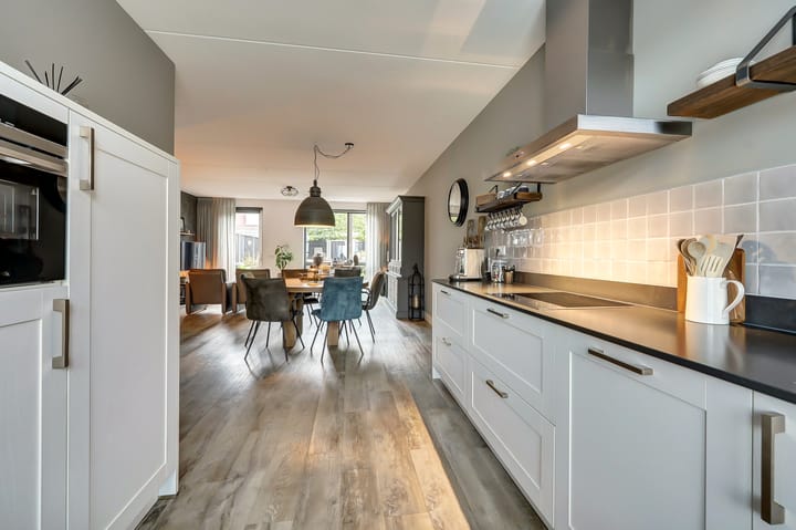 Photo 9 of Binnenhof 3